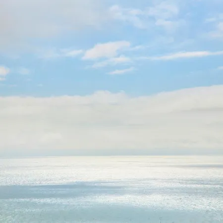 The Editory Ocean Way Funchal (Madeira)