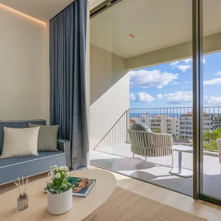 The Editory Ocean Way Szálloda