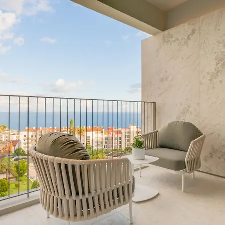 The Editory Ocean Way Hotell Funchal (Madeira)