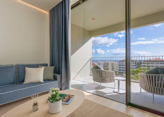 The Editory Ocean Way Hotel