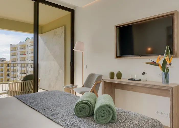 The Editory Ocean Way Hotel Funchal (Madeira)