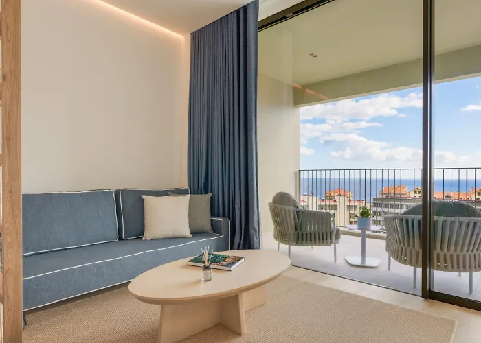 The Editory Ocean Way 5* Funchal (Madeira)