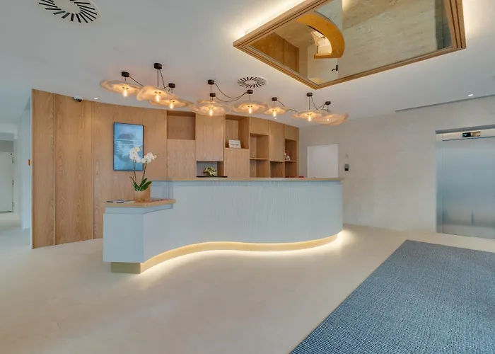 The Editory Ocean Way Hotel Funchal (Madeira)